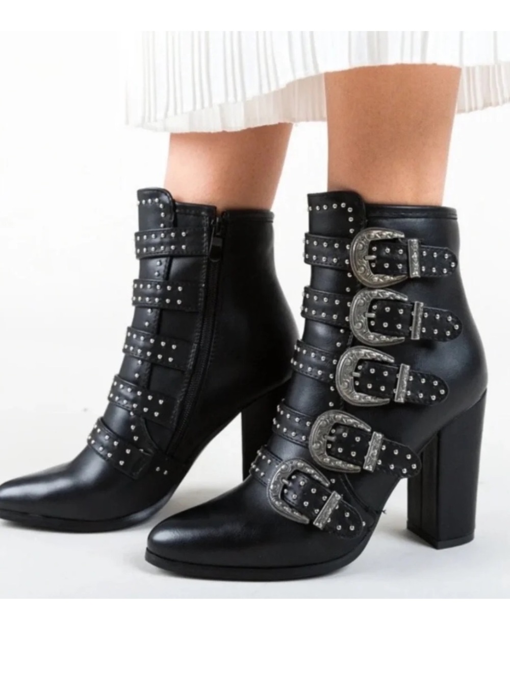 Steve Madden Women’s Size 7 Comet Heeled Boot in Black Multi Silver Hardware
